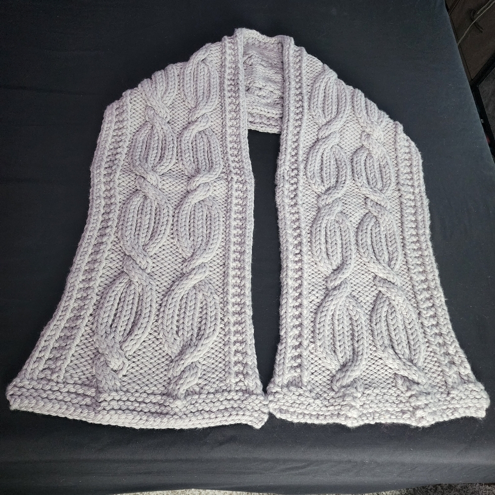 Hand Made Cable Knit Gray Scarf - 100% Merino Wool - Knit By Myself - Picture 7 of 8